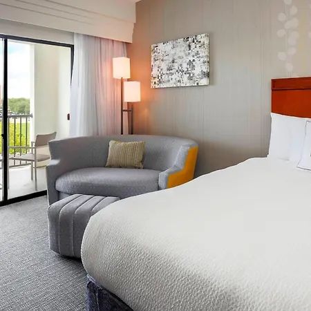 Courtyard By Marriott Dallas Arlington South Esterno foto