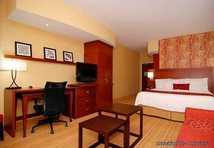 Hotel Courtyard By Marriott Dallas South 3*
