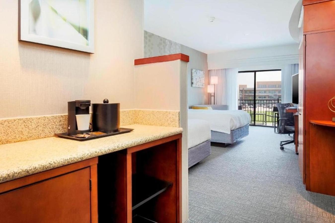 Hotel Courtyard By Marriott Dallas South